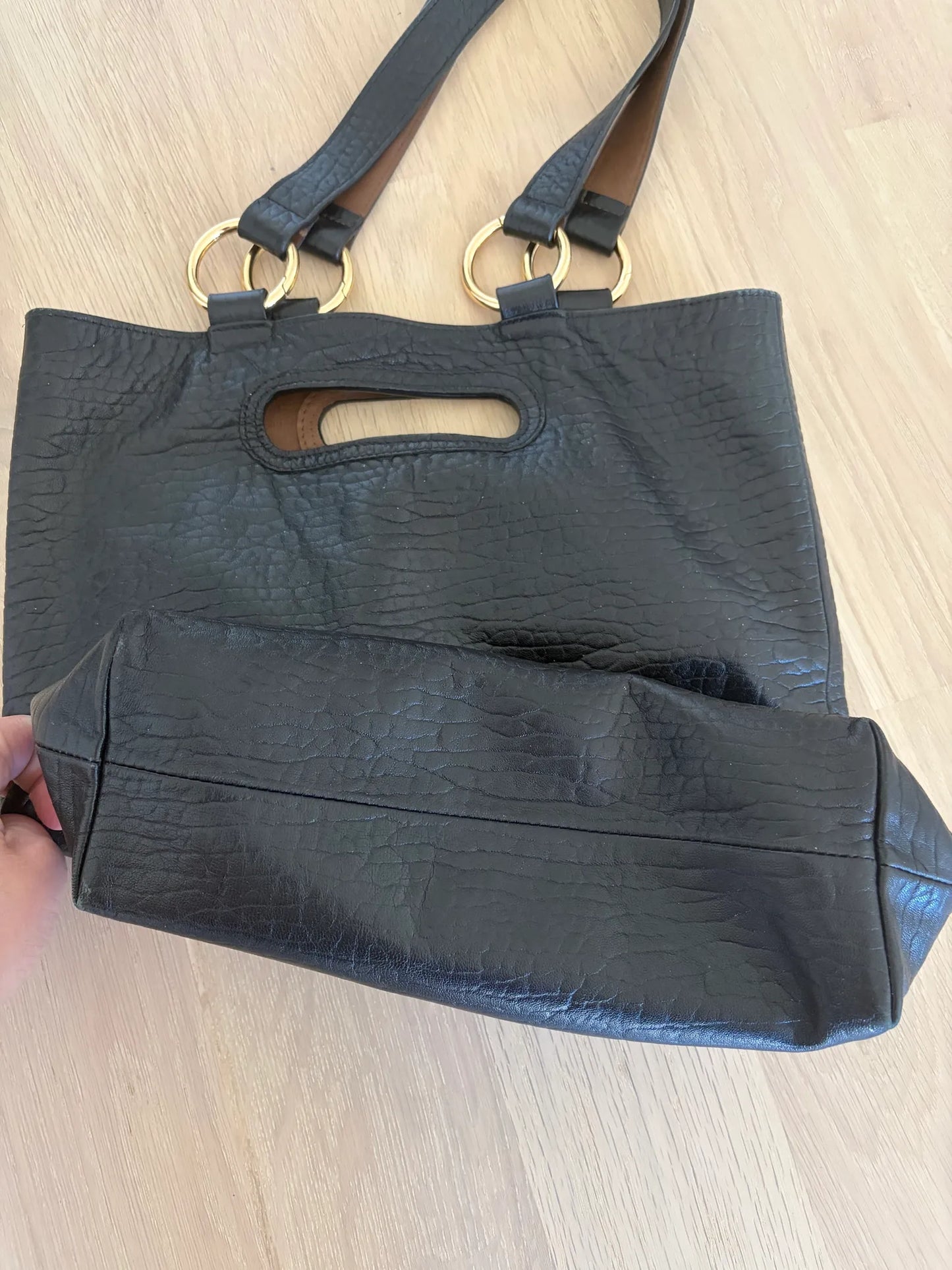 Blankens The Memphis Black Large Grain Double Sided Tote-skinnhandväska
