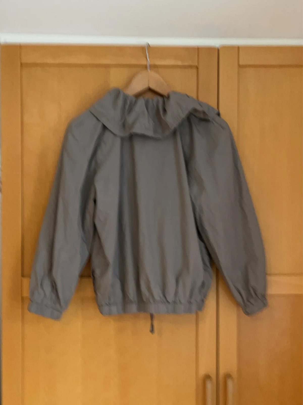 Juicy Couture French Press Ruffle-jacka NWT