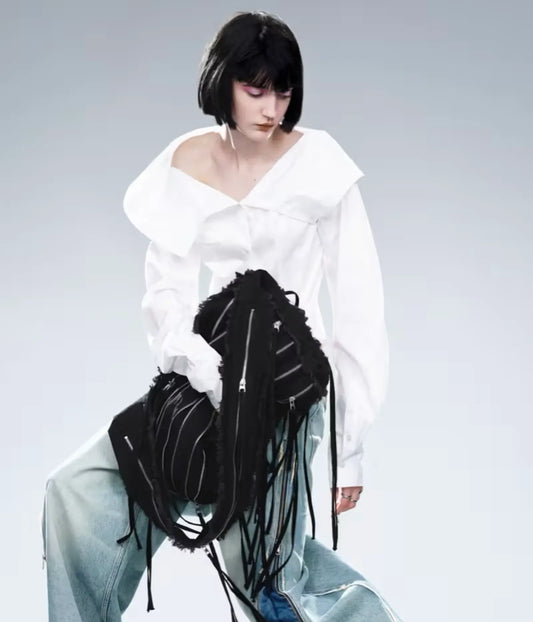Weekday Limited Edition-blus NWOT