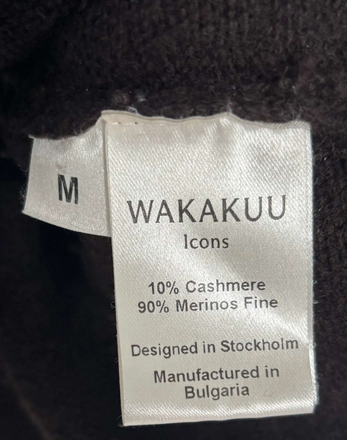 Wakakuu Turtleneck