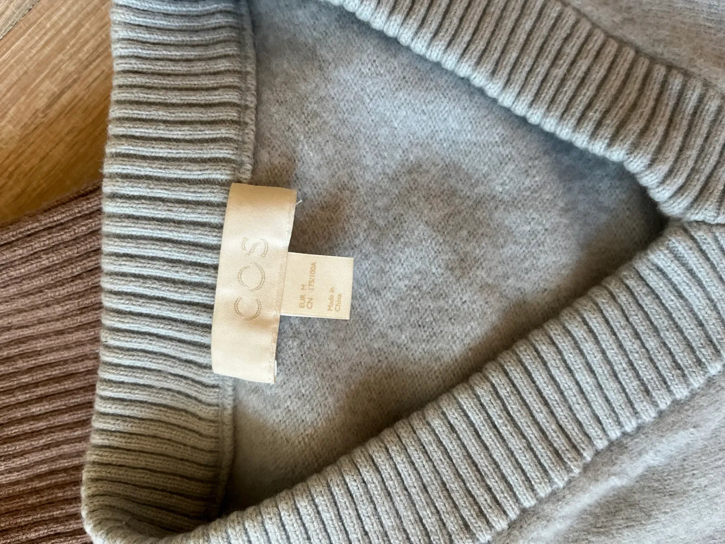 Cos-ulltröja