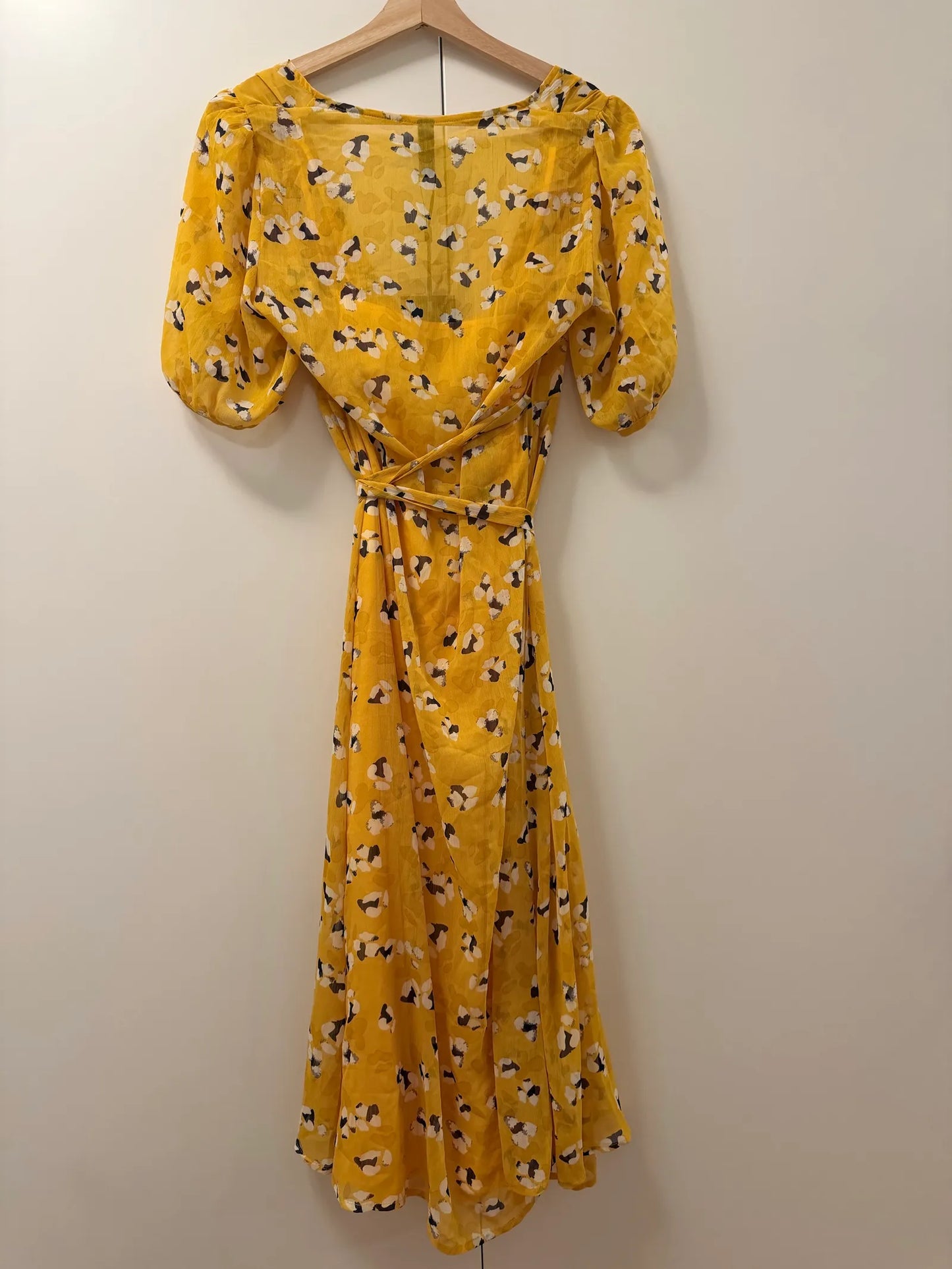 YAS Yasmelia Ss Golden Haze Midsummer-klänning NWT