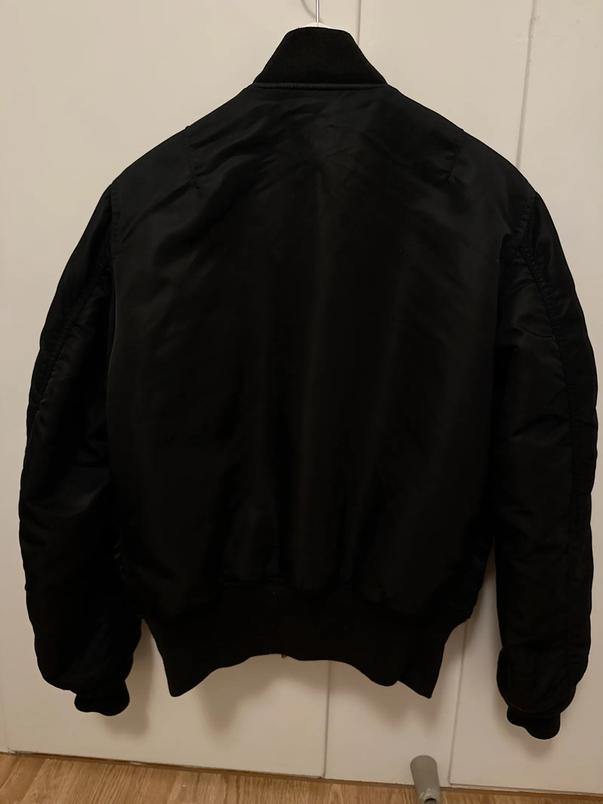 Alpha Industries Ma-1 Heritage - Black Jacket