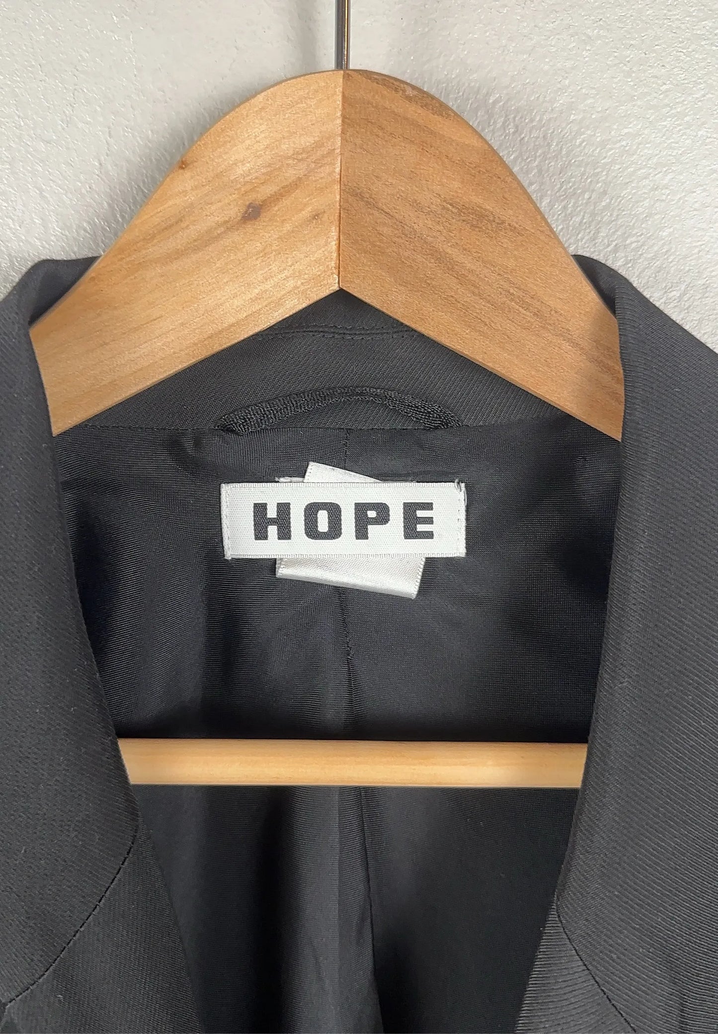 Hope-kostym