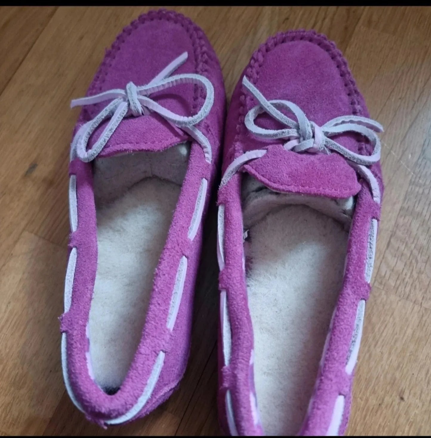 UGG-loafers NWOT