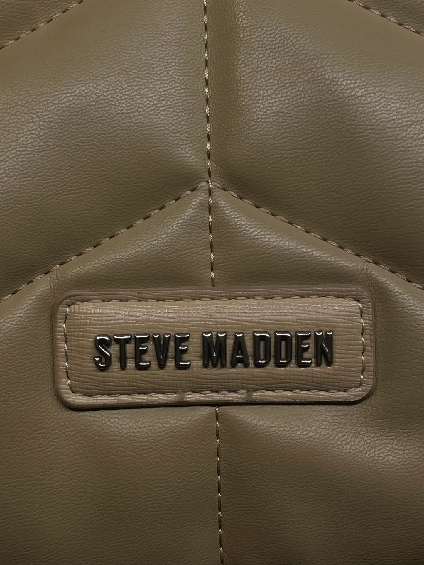 Steve Madden Bgala-axelremsväska