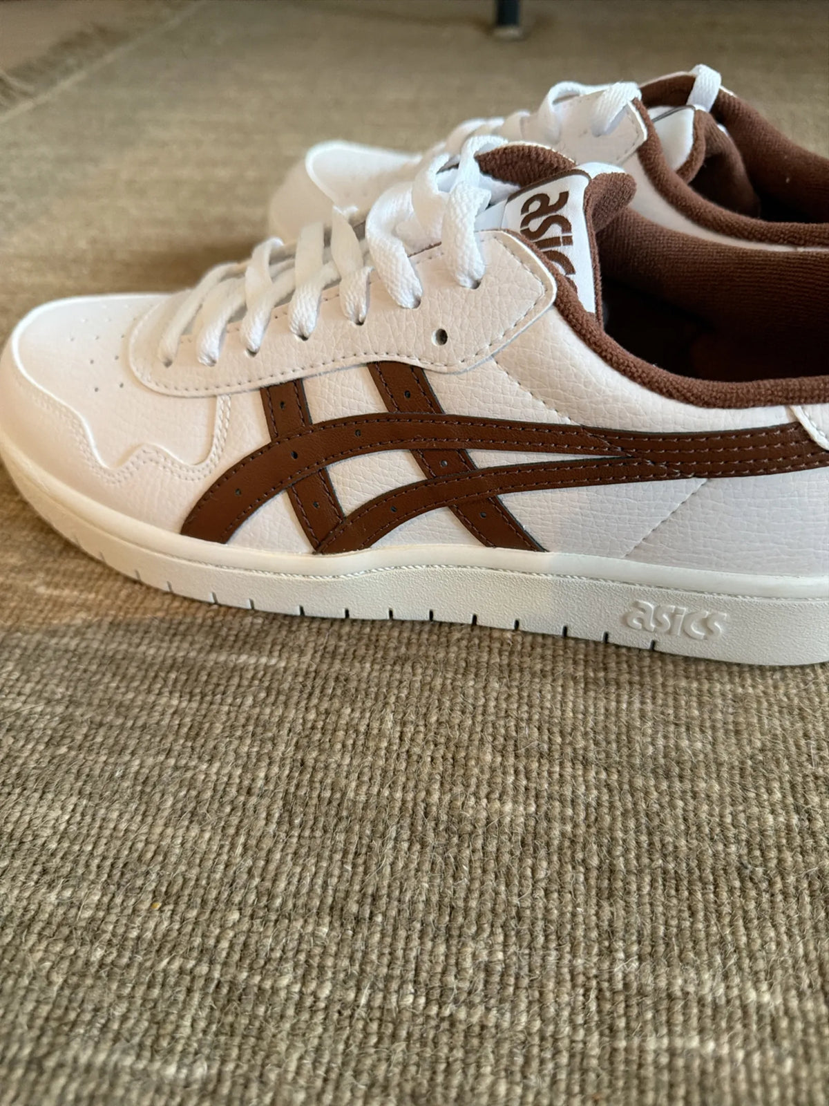 Asics Sneakers
