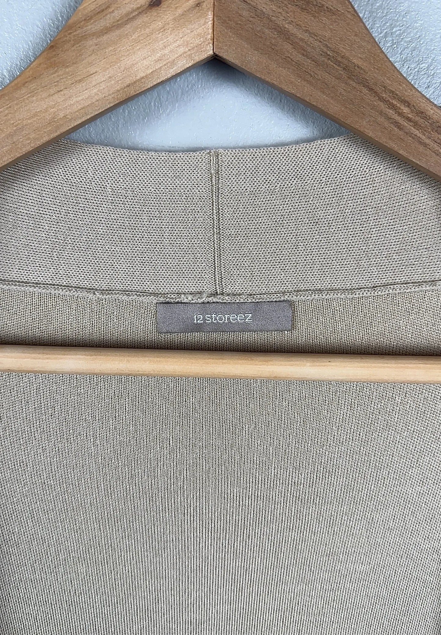 12 Storeez Cardigan