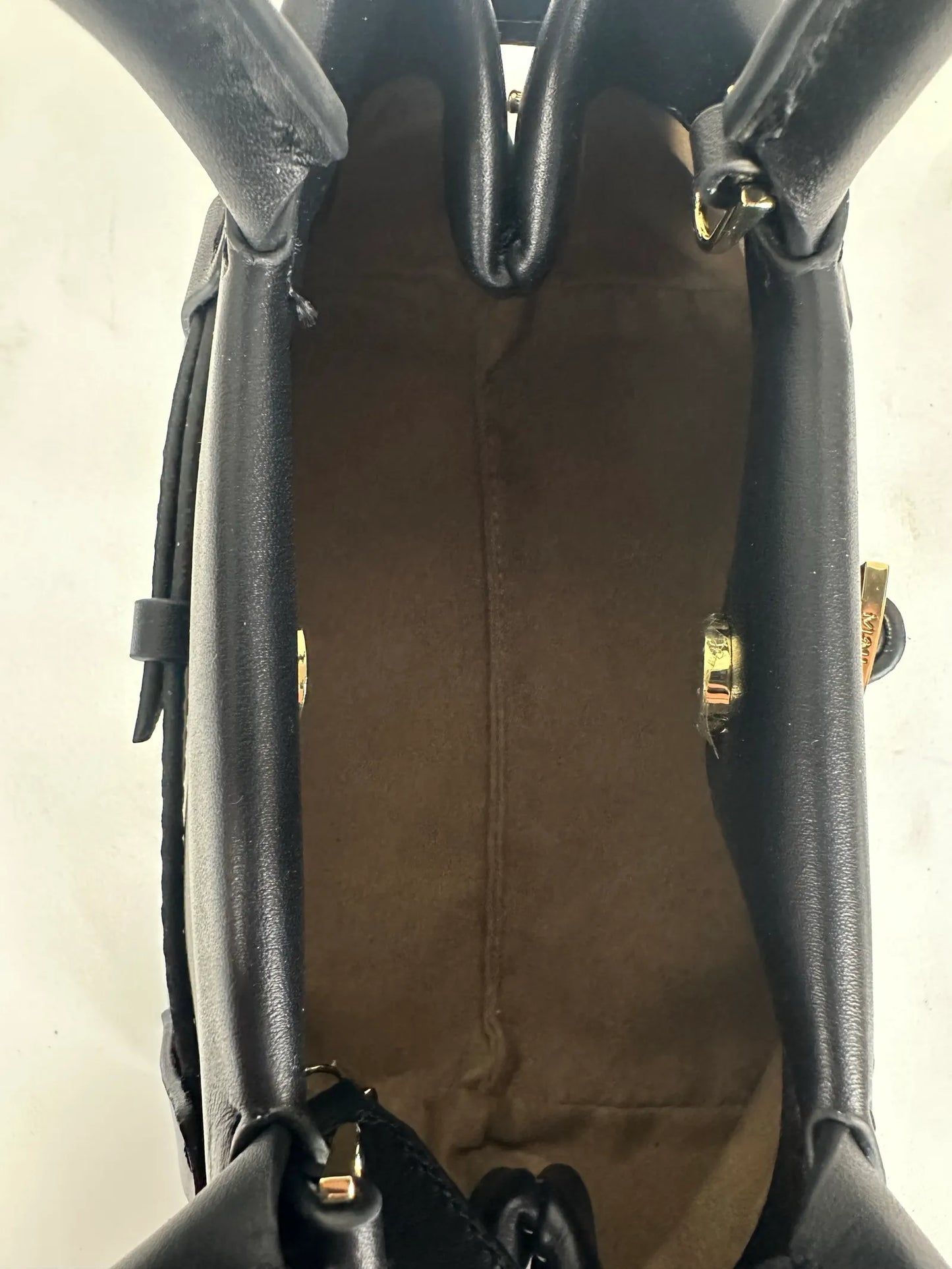 Manu Atelier Le Cambon 20-skinnhandväska NWT