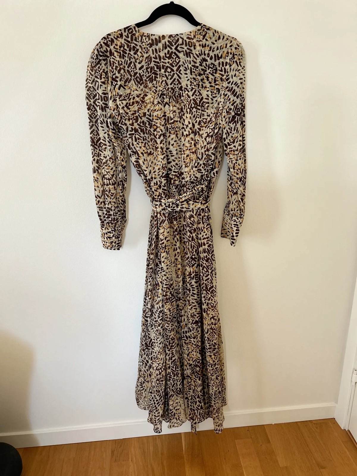 Massimo Dutti-klänning NWOT