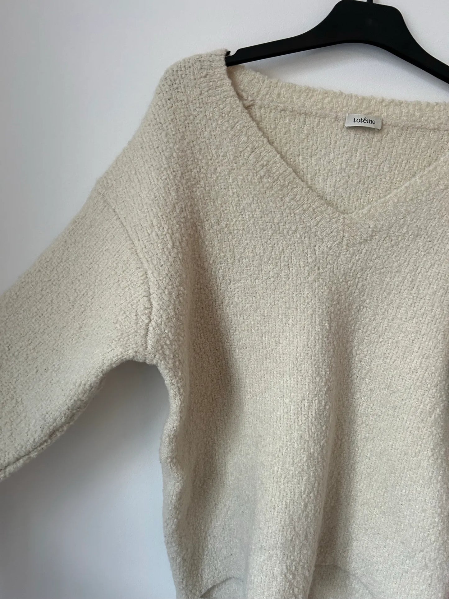 Toteme-ulltröja