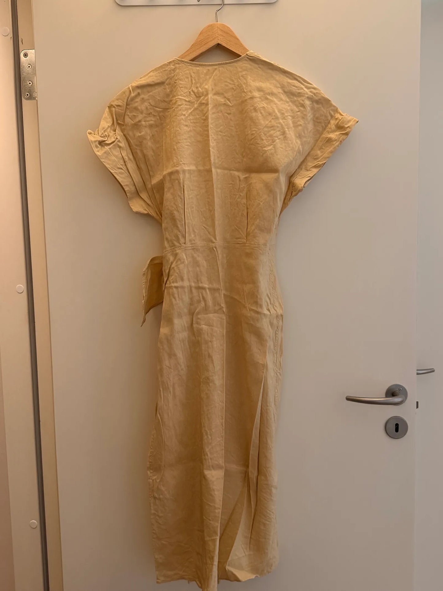 Arket-klänning NWOT