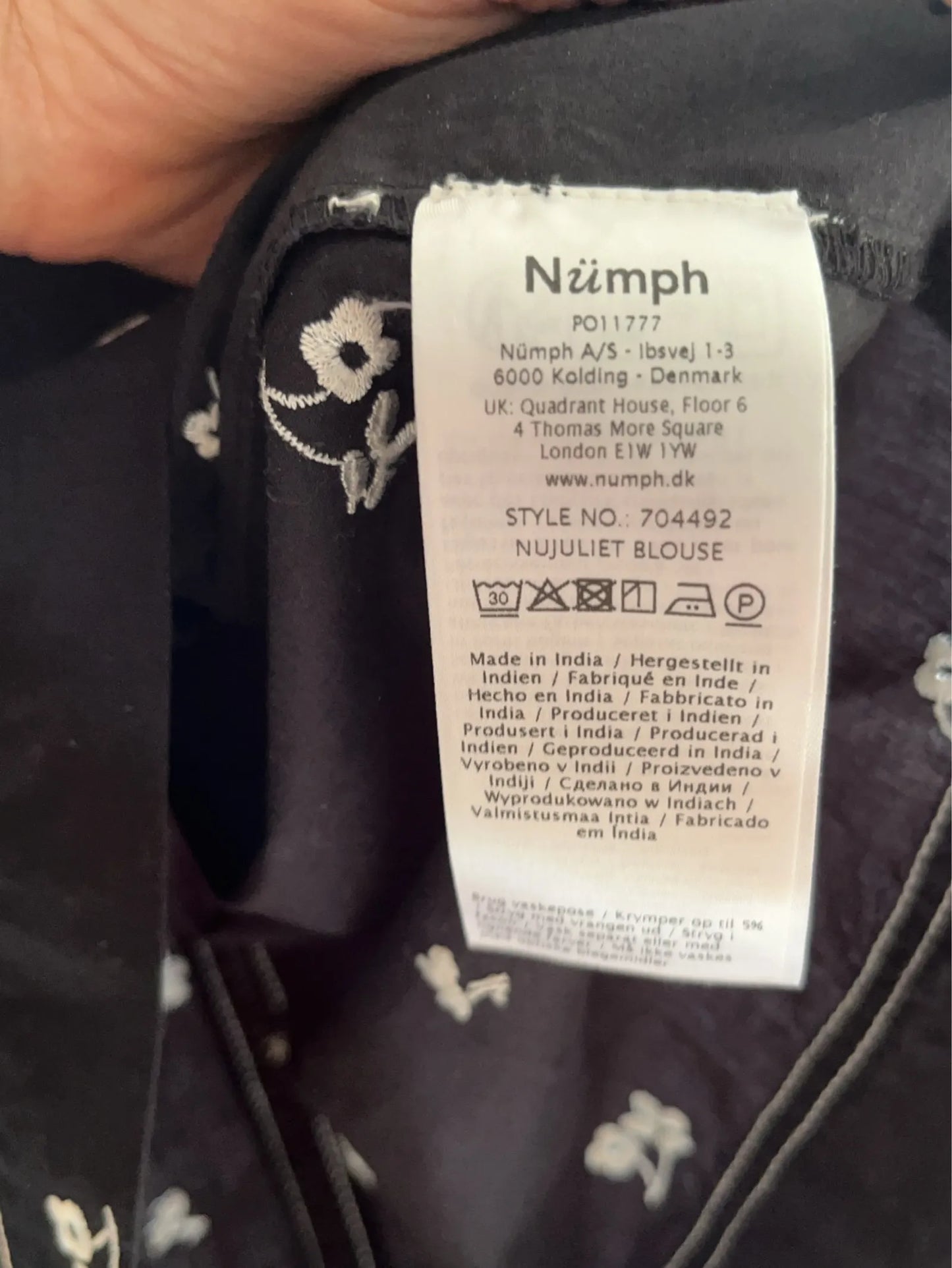 Nümph-blus