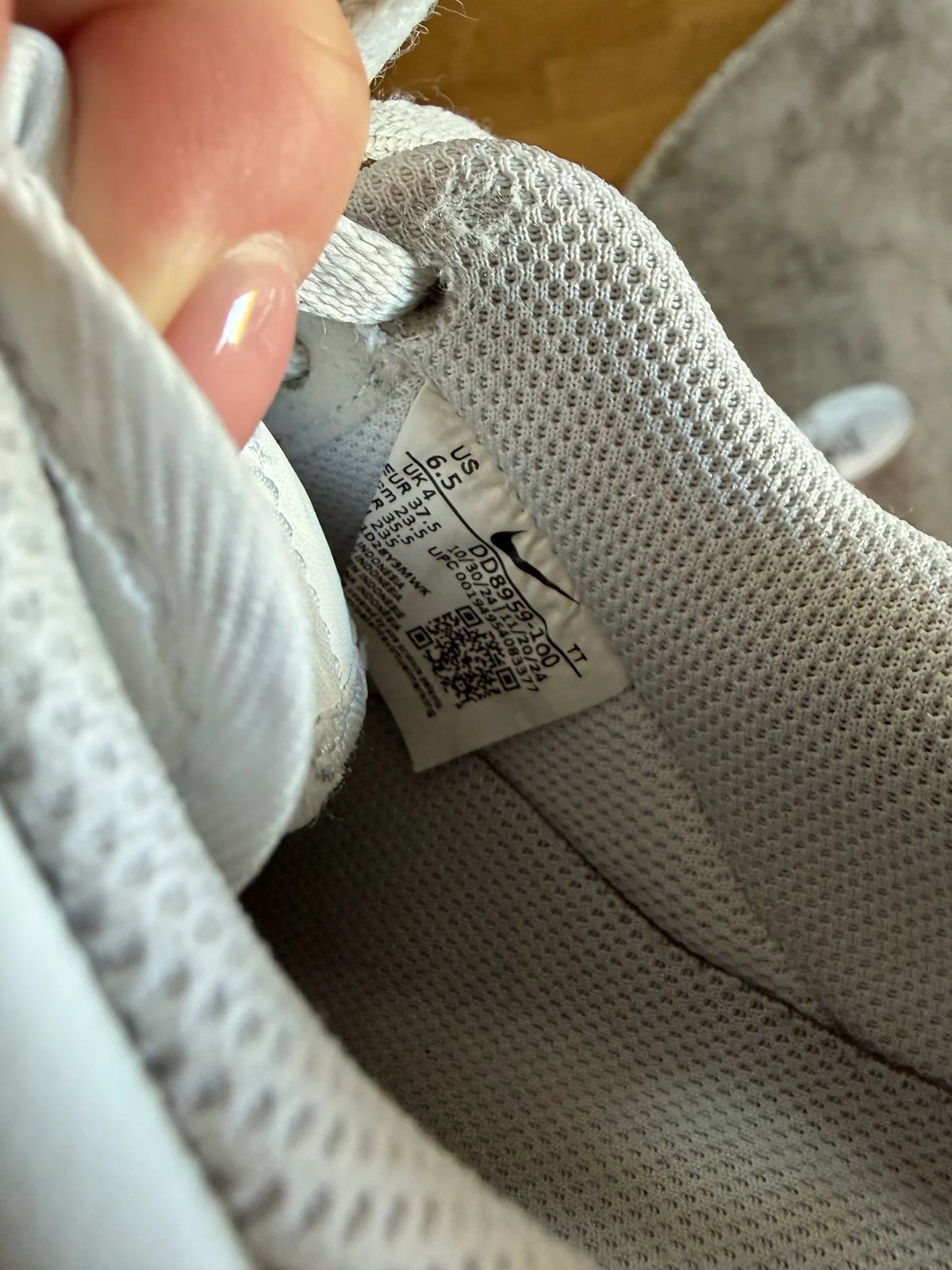 Nike-skinnsneakers