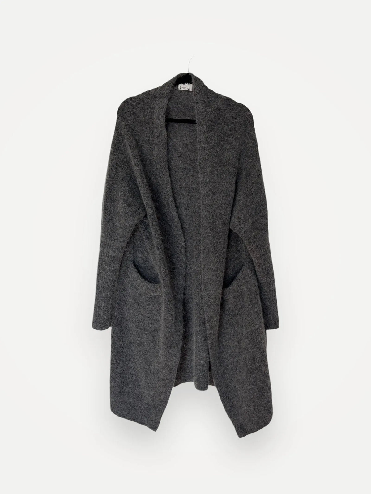 Acne Studios-ullkofta