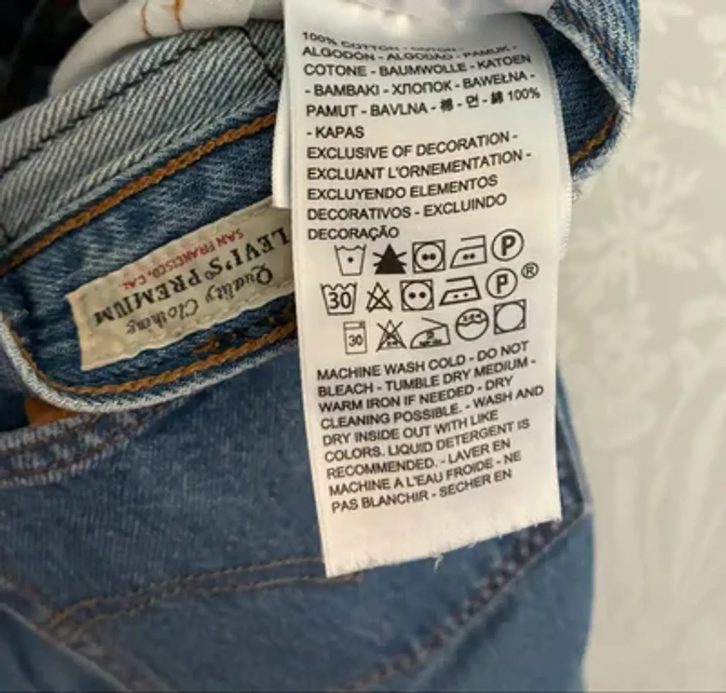 Levi's 501 Jeans