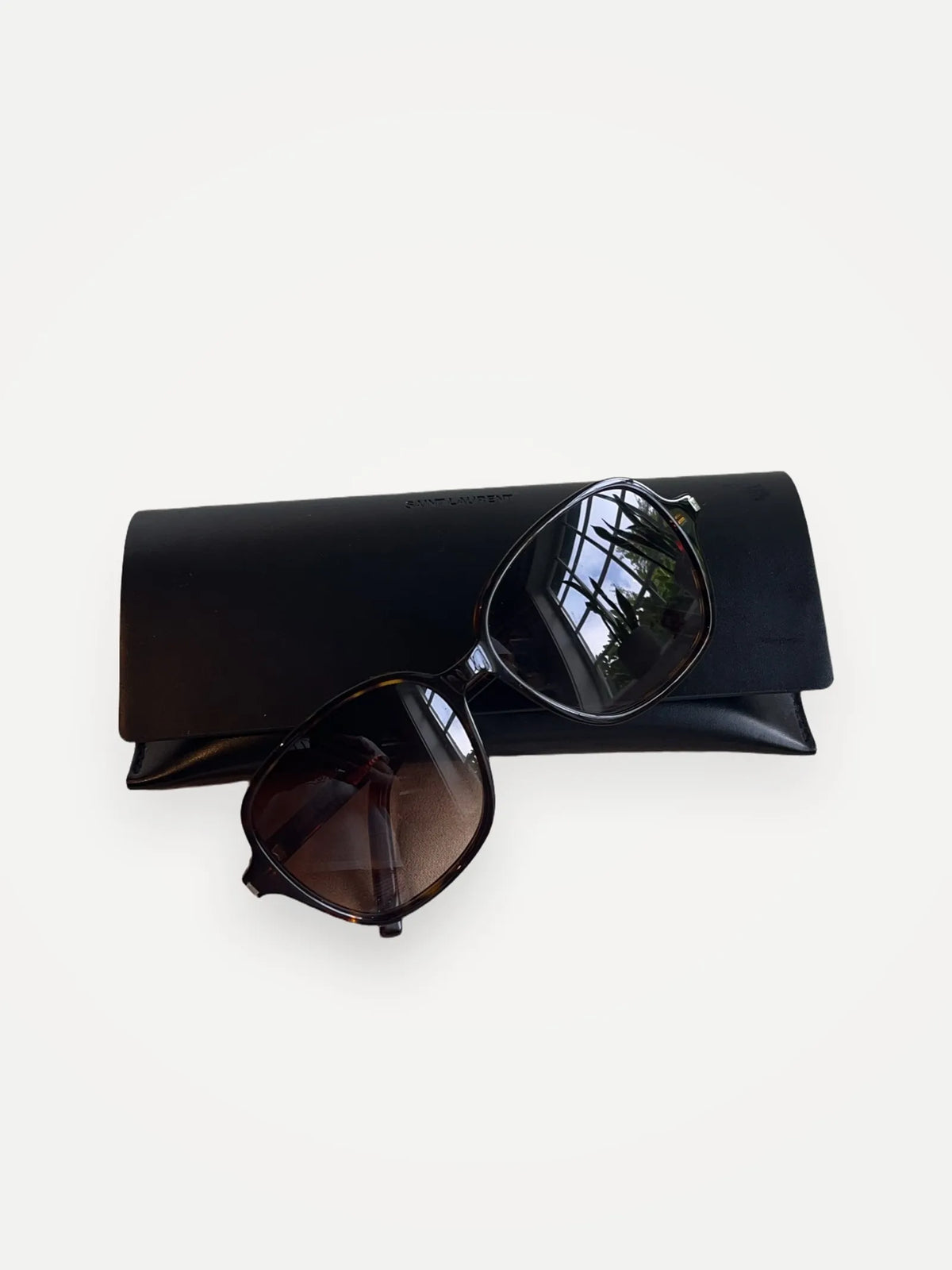 Saint Laurent-solglasögon