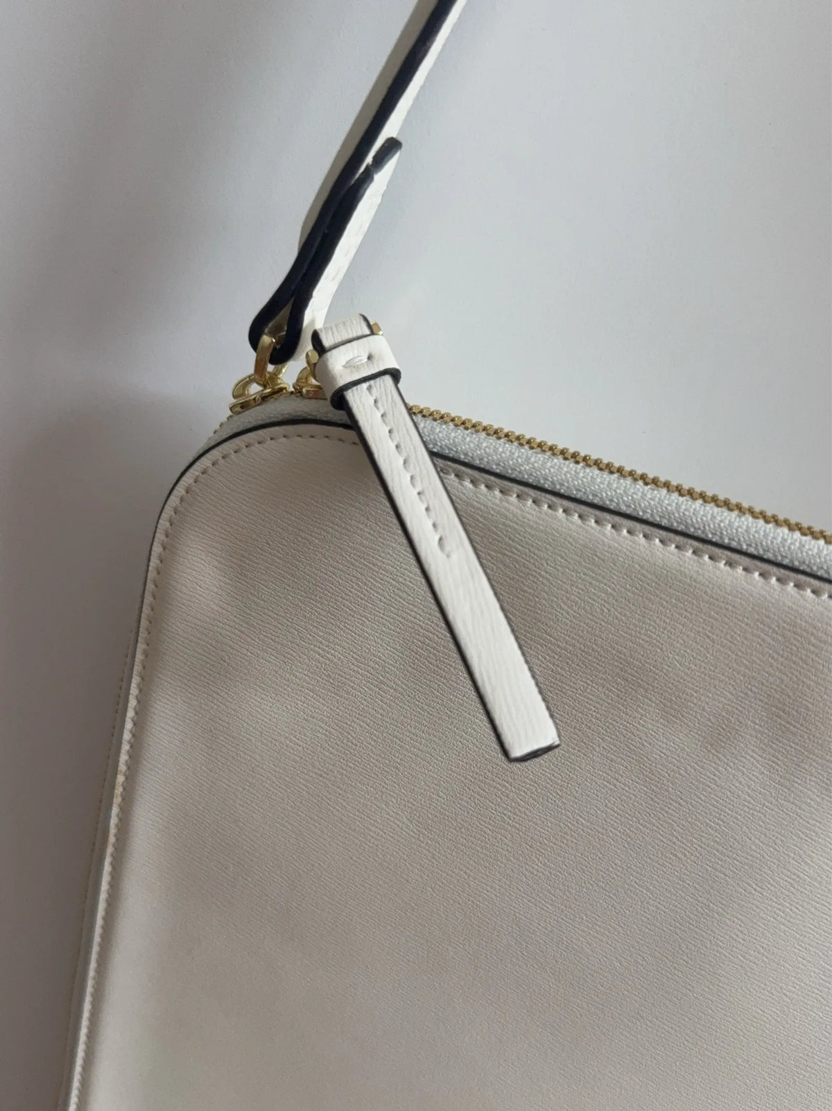 Toteme Slim Leather Tote Shoulder bag