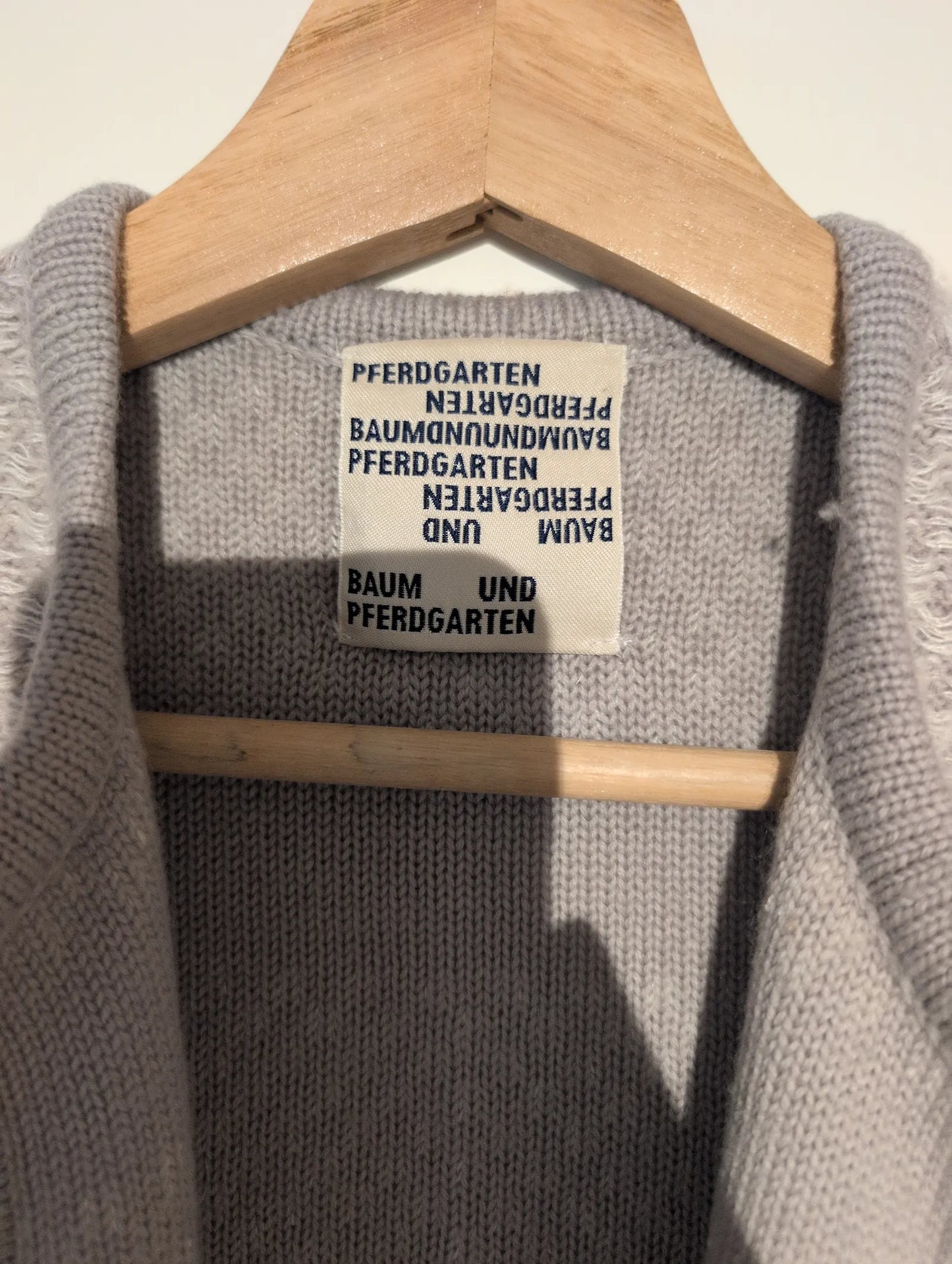 Baum und Pferdgarten Cardigan