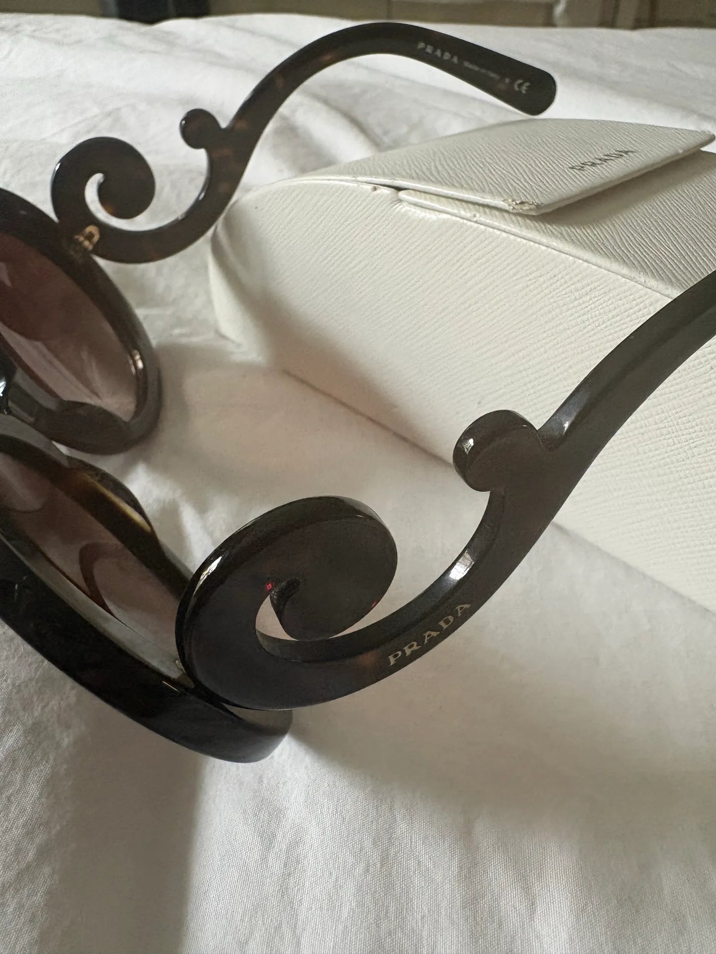 Prada Spr27n-solglasögon