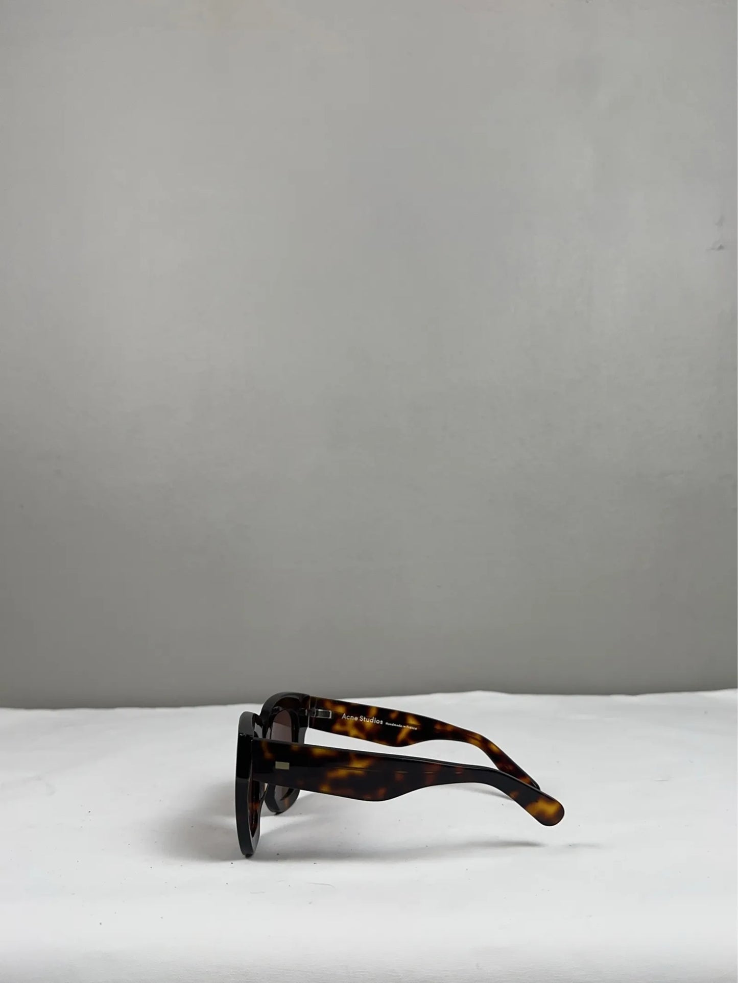 Acne Studios-solglasögon