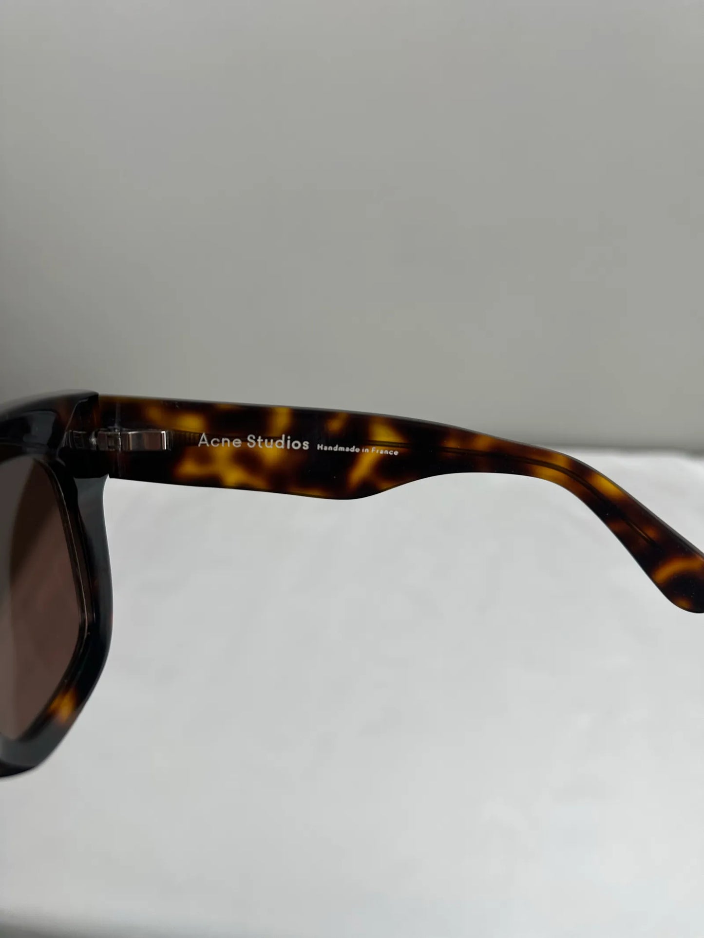 Acne Studios-solglasögon