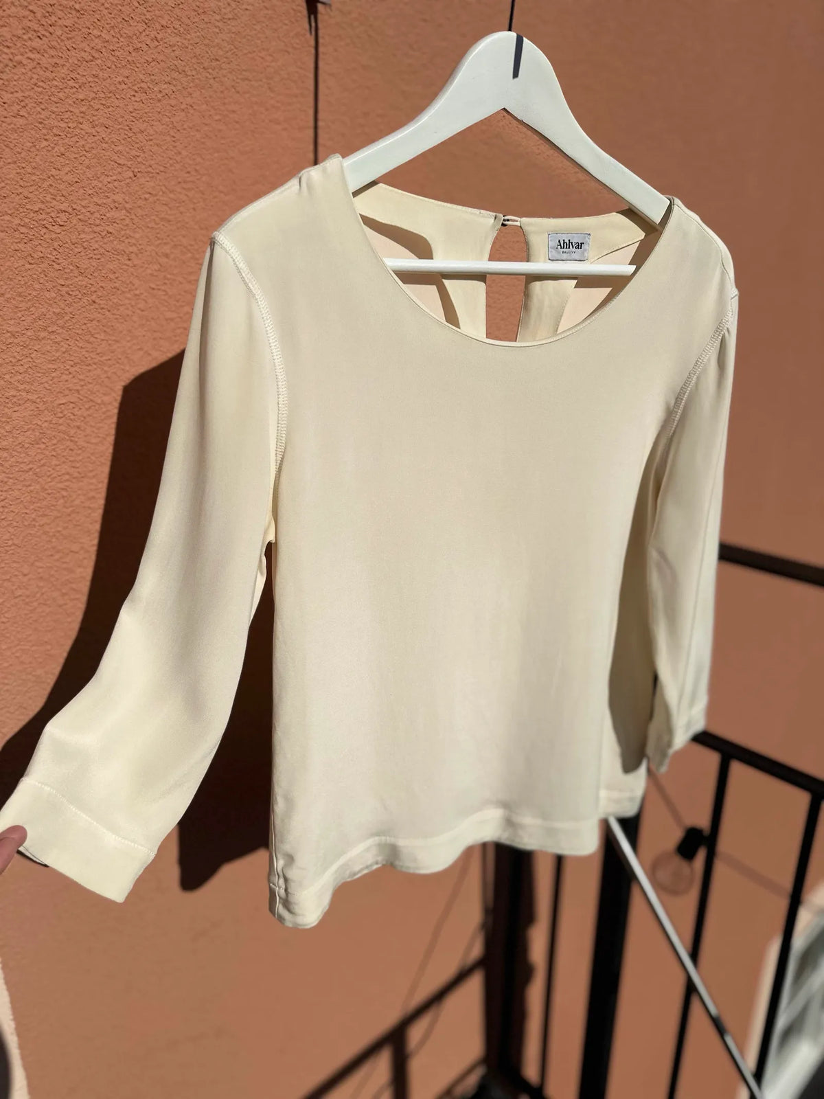 Ahlvar Gallery Blouse