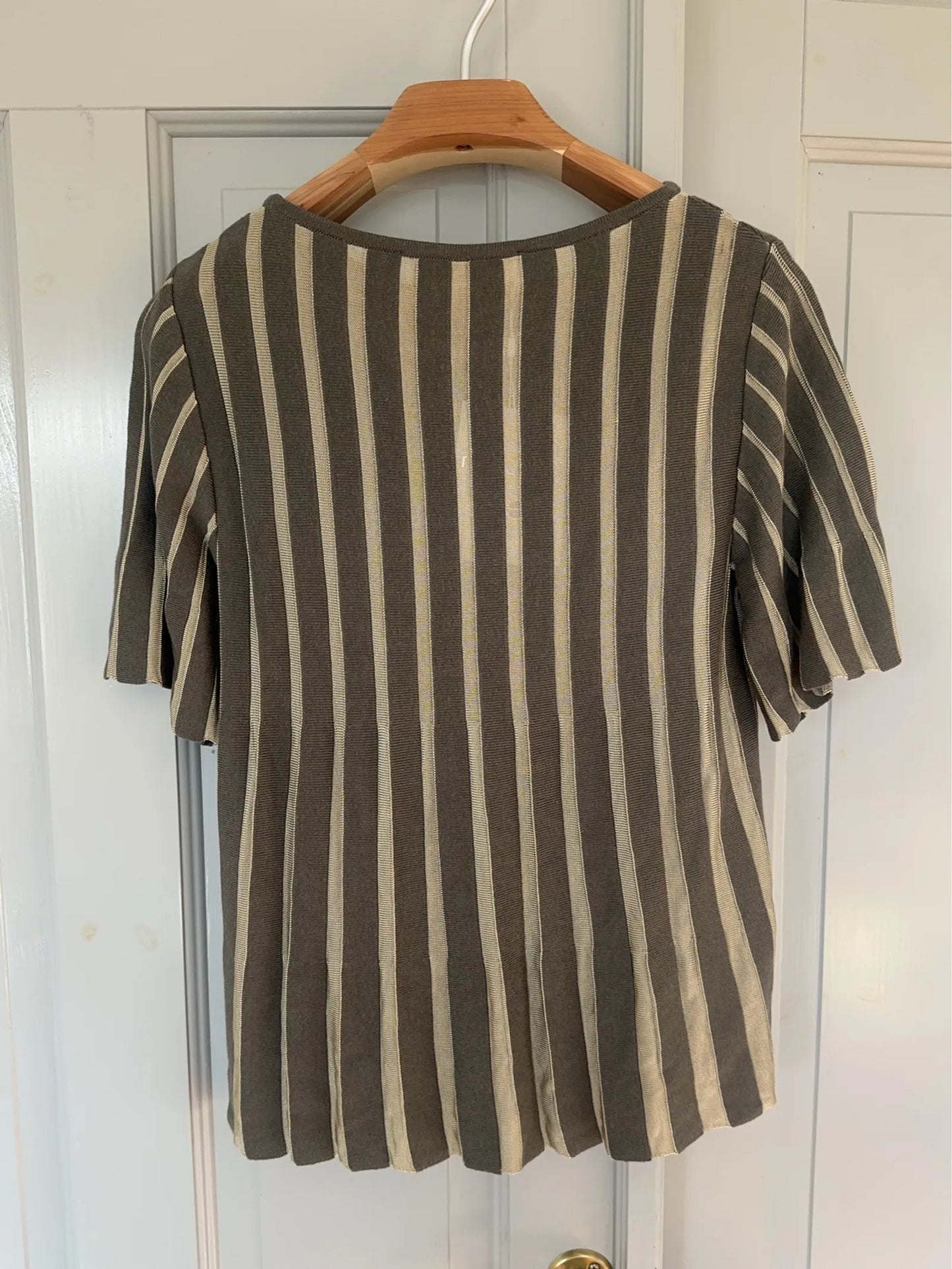 Busnel Cattie Olive-topp NWT