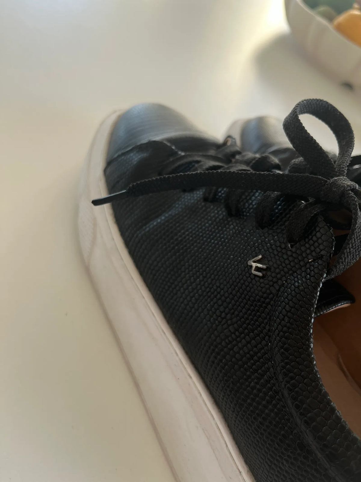 K.Cobler Anaheim Sneakers