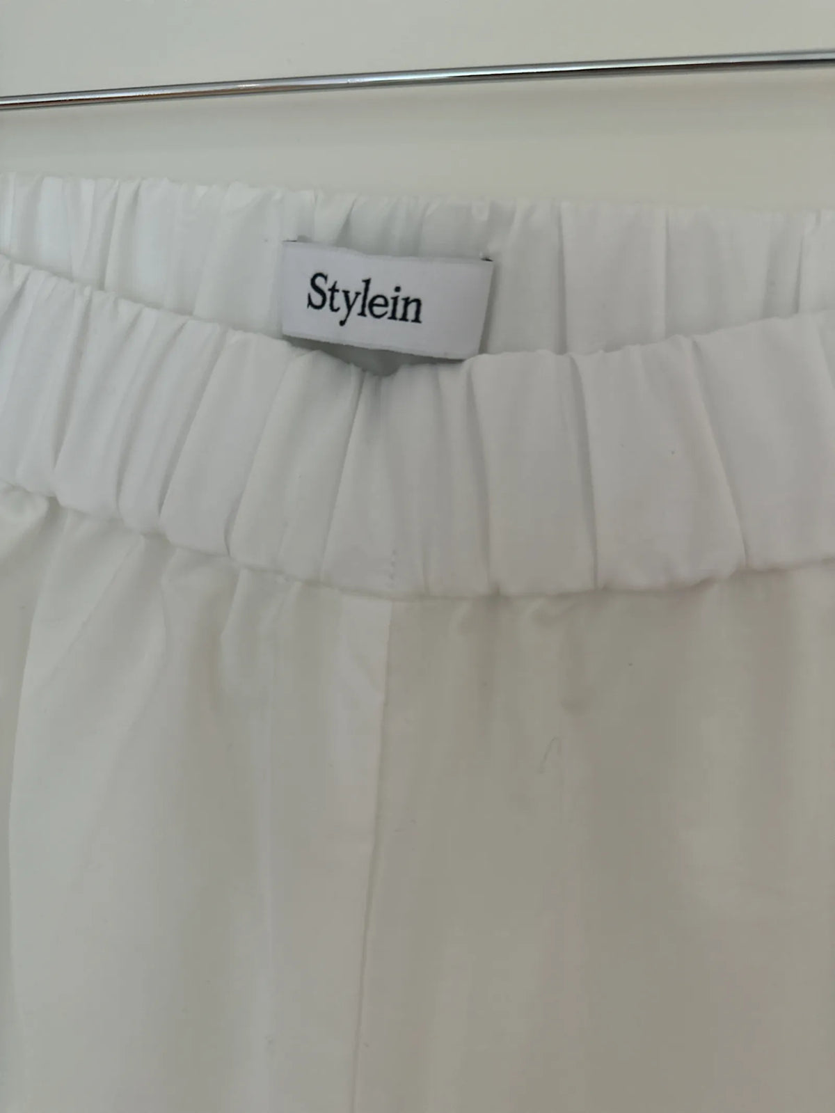 Stylein-byxor NWOT