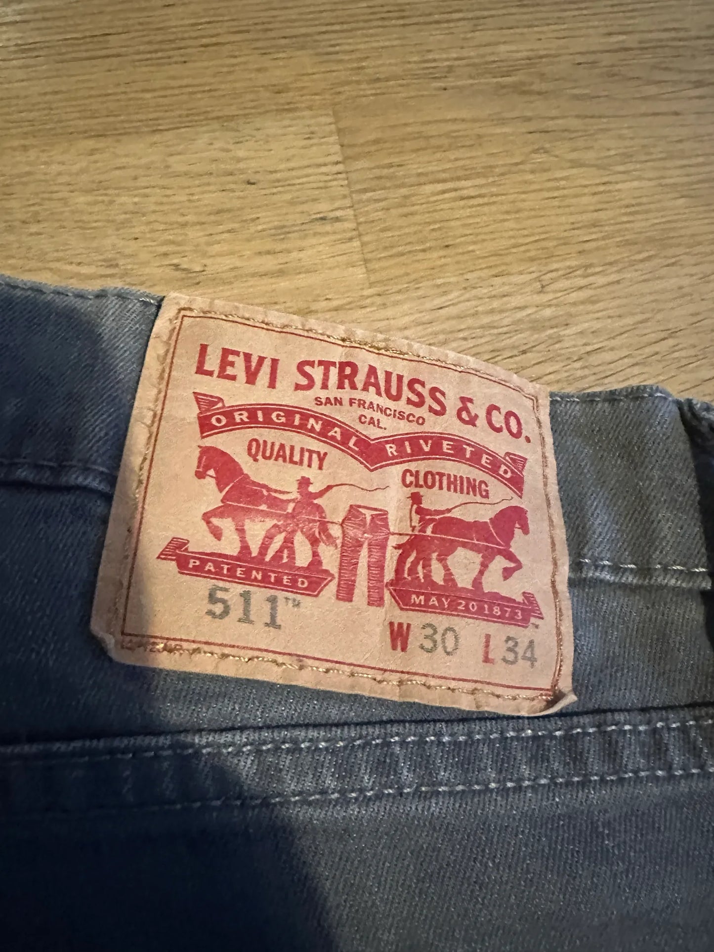 Levi's 711-byxor