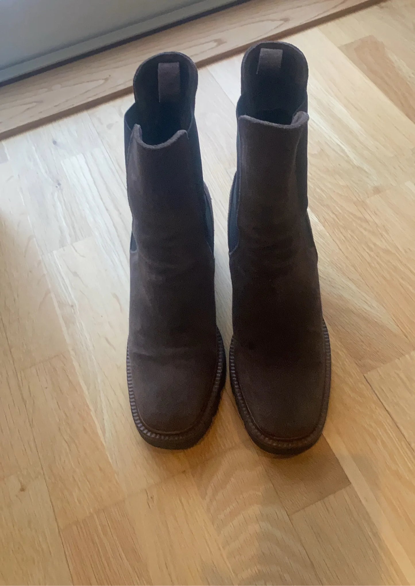 Apair Boots