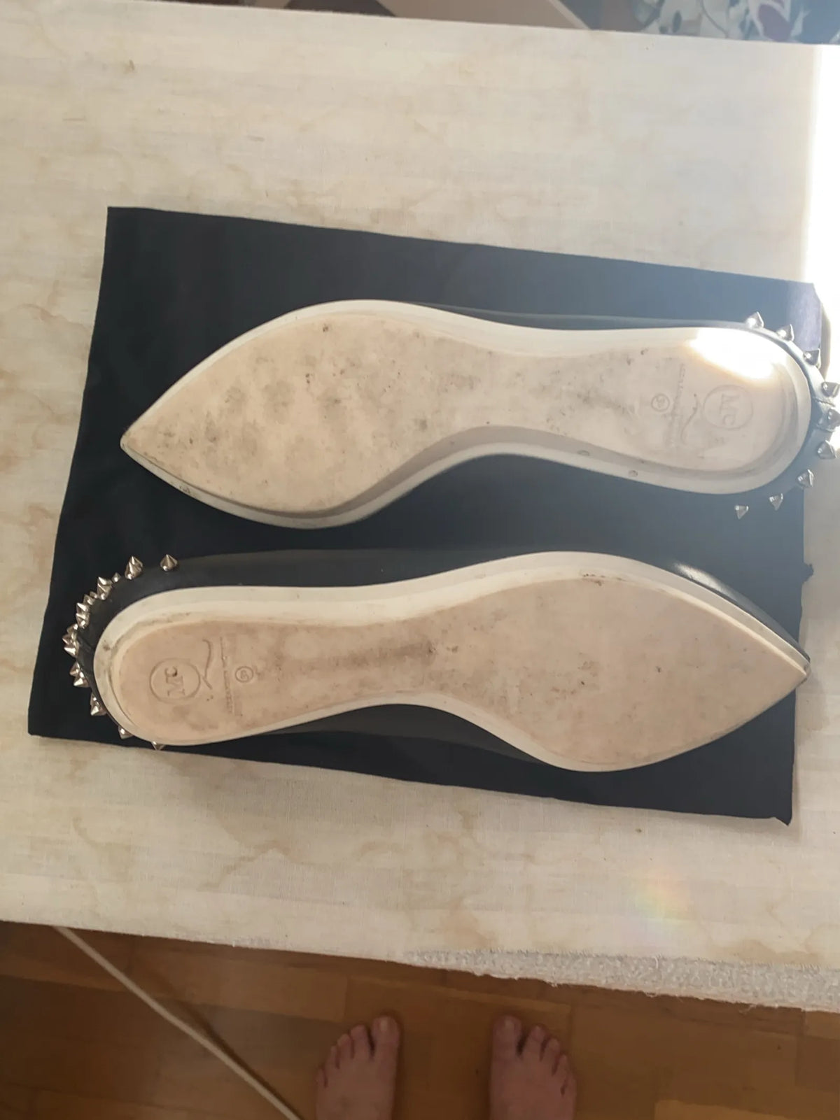 Alexander Mcqueen Studded Pointy Pump Nappa Ballet flats