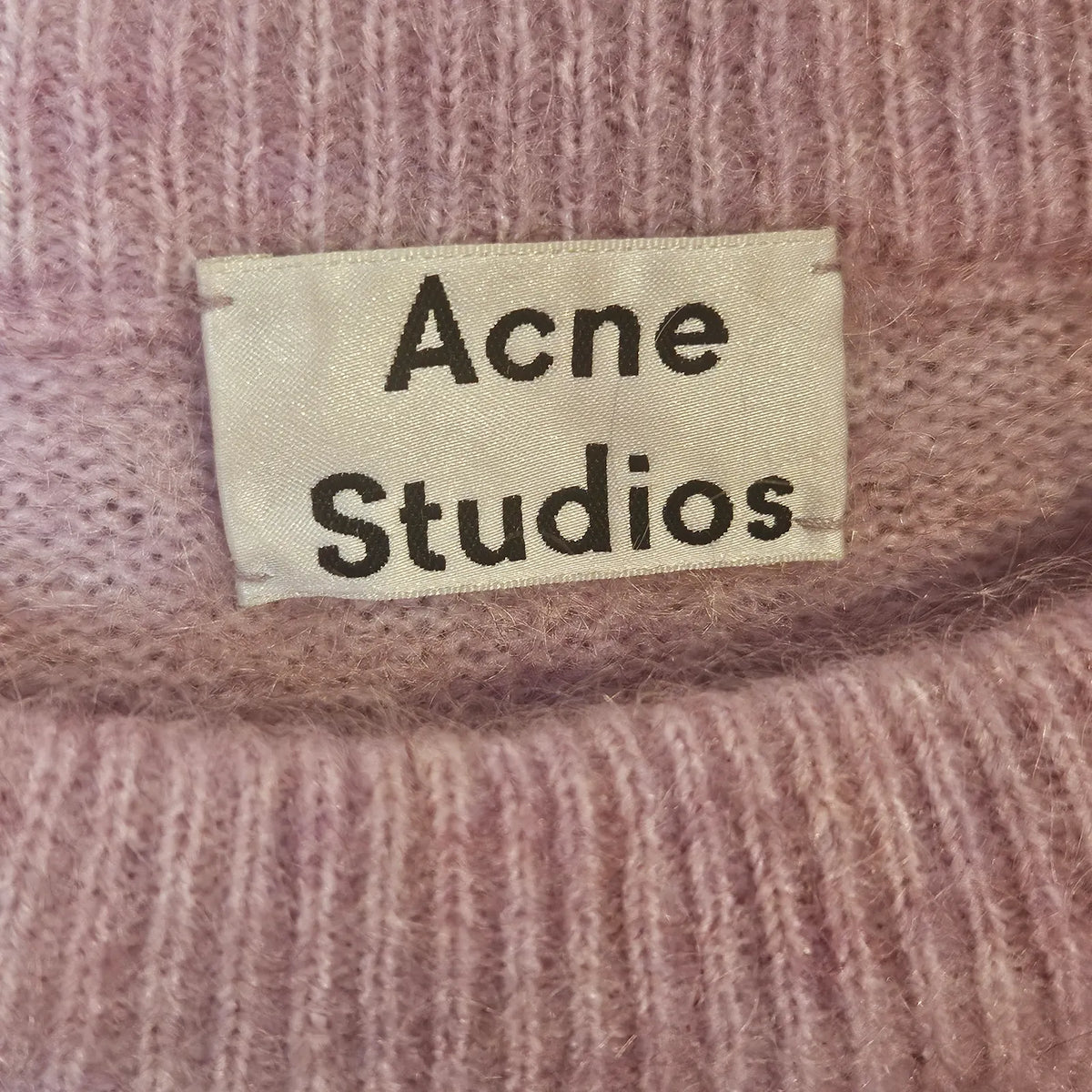 Acne Studios-ulltröja