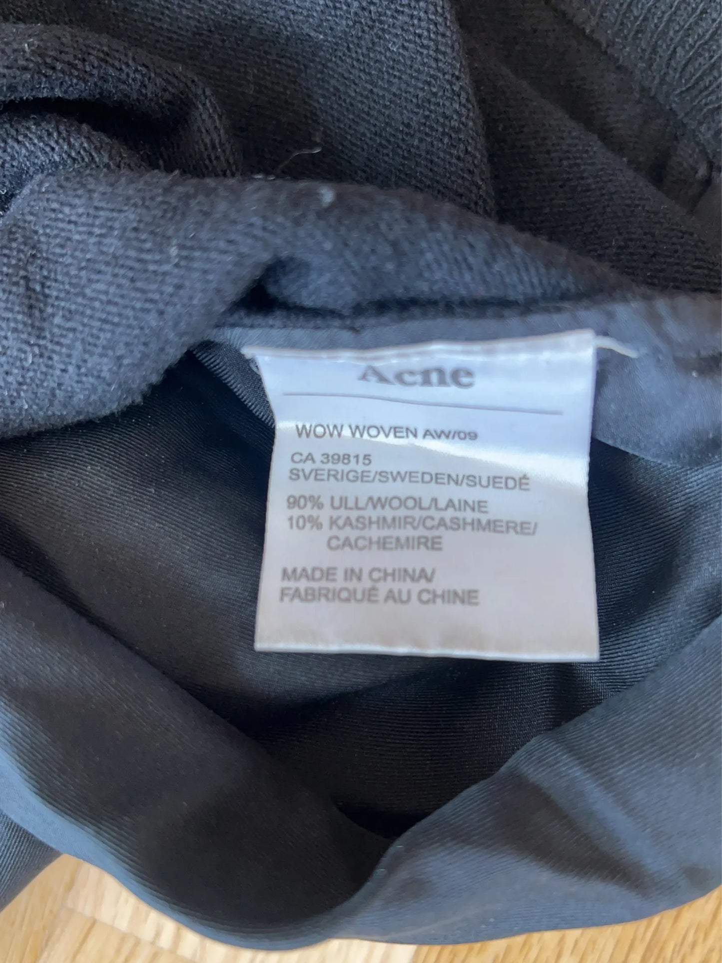 Acne Studios-ullkofta