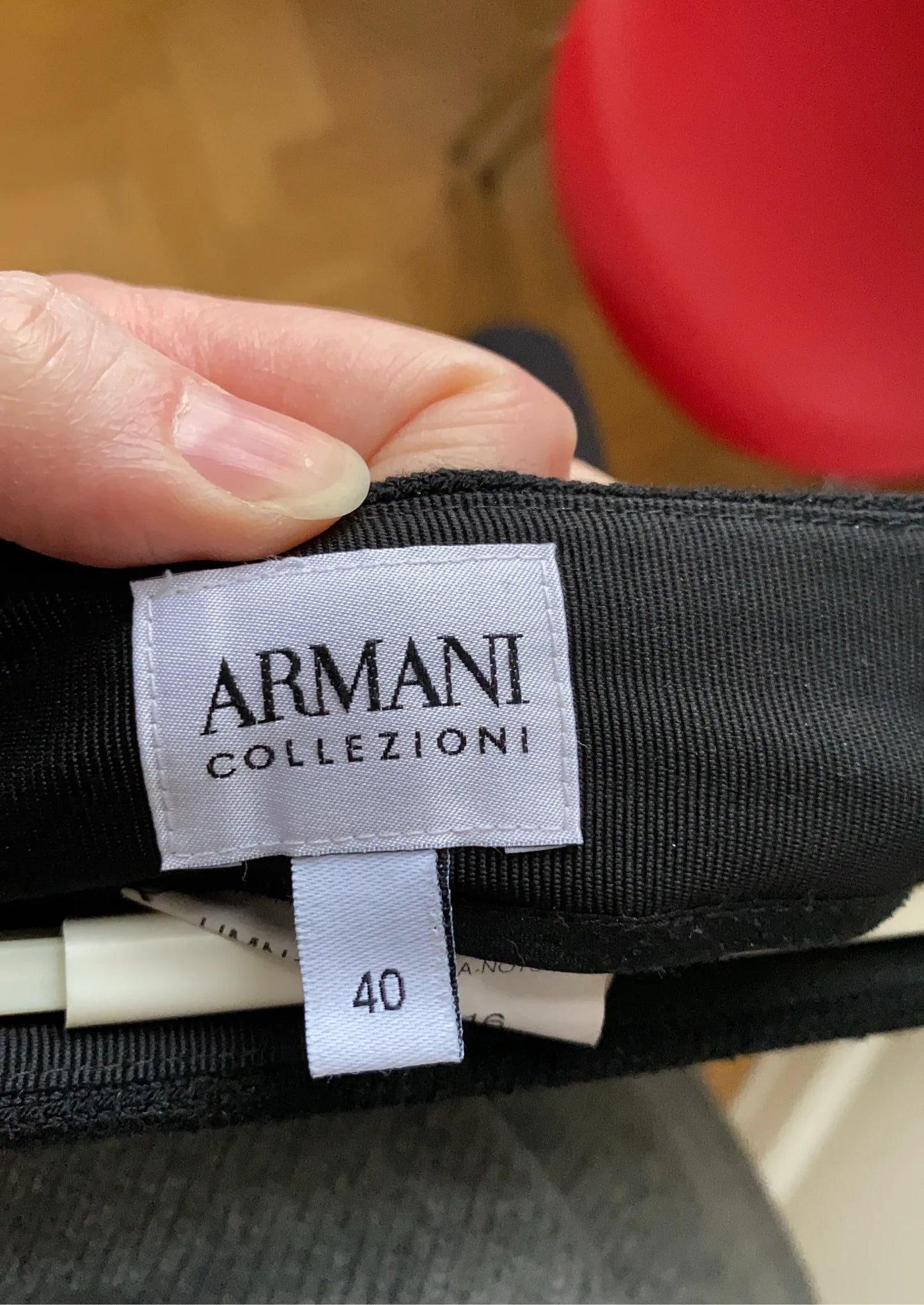 Armani-kjol