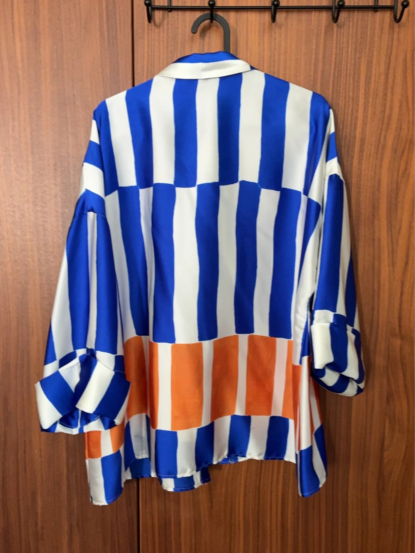 Zara-sidenskjorta NWT