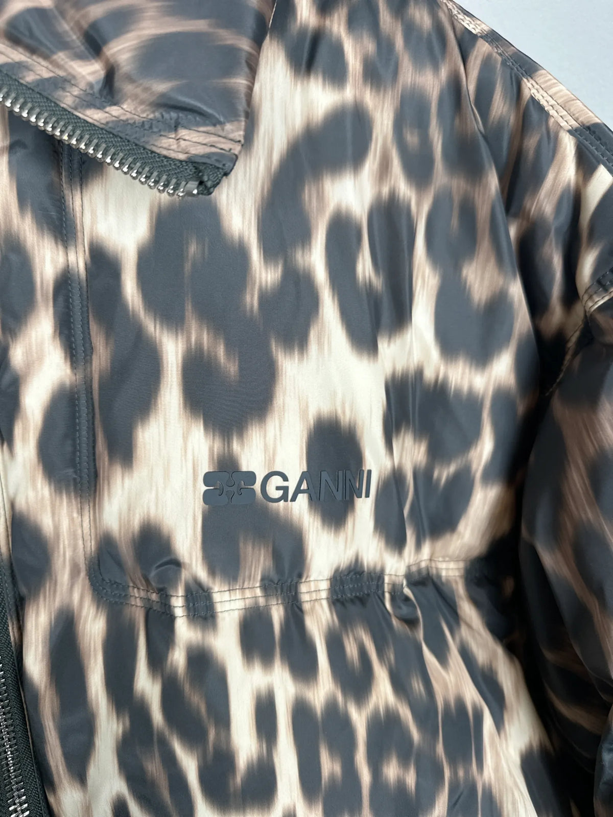 Ganni-dunjacka