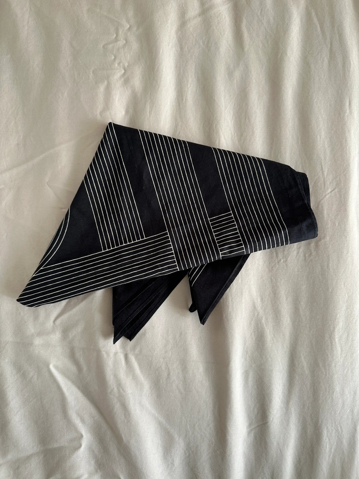 Toteme Striped Monogram Silk Cotton-sidensjal NWOT