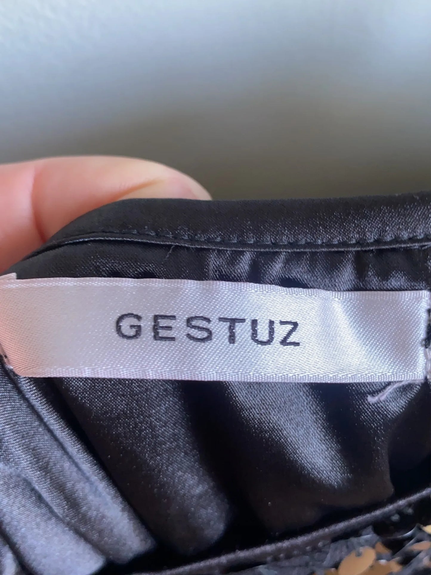 Gestuz Quinngz Mini-klänning NWOT