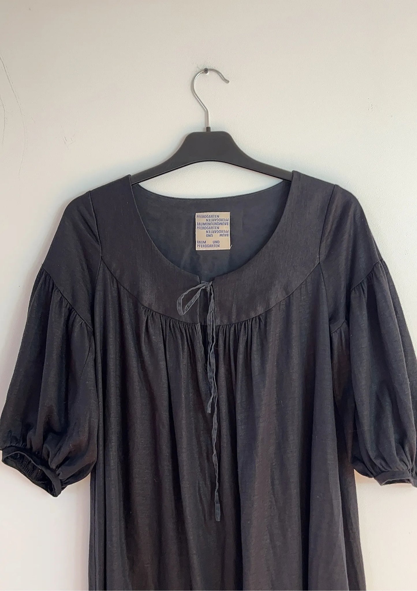 Baum und Pferdgarten Dress