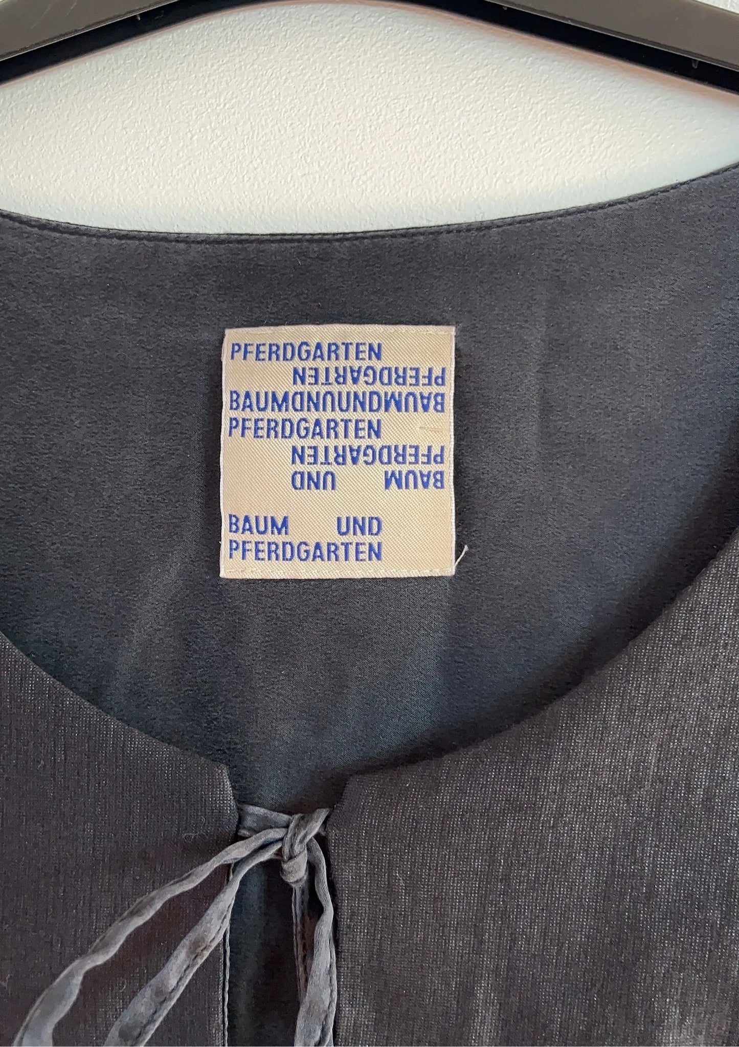 Baum und Pferdgarten Dress