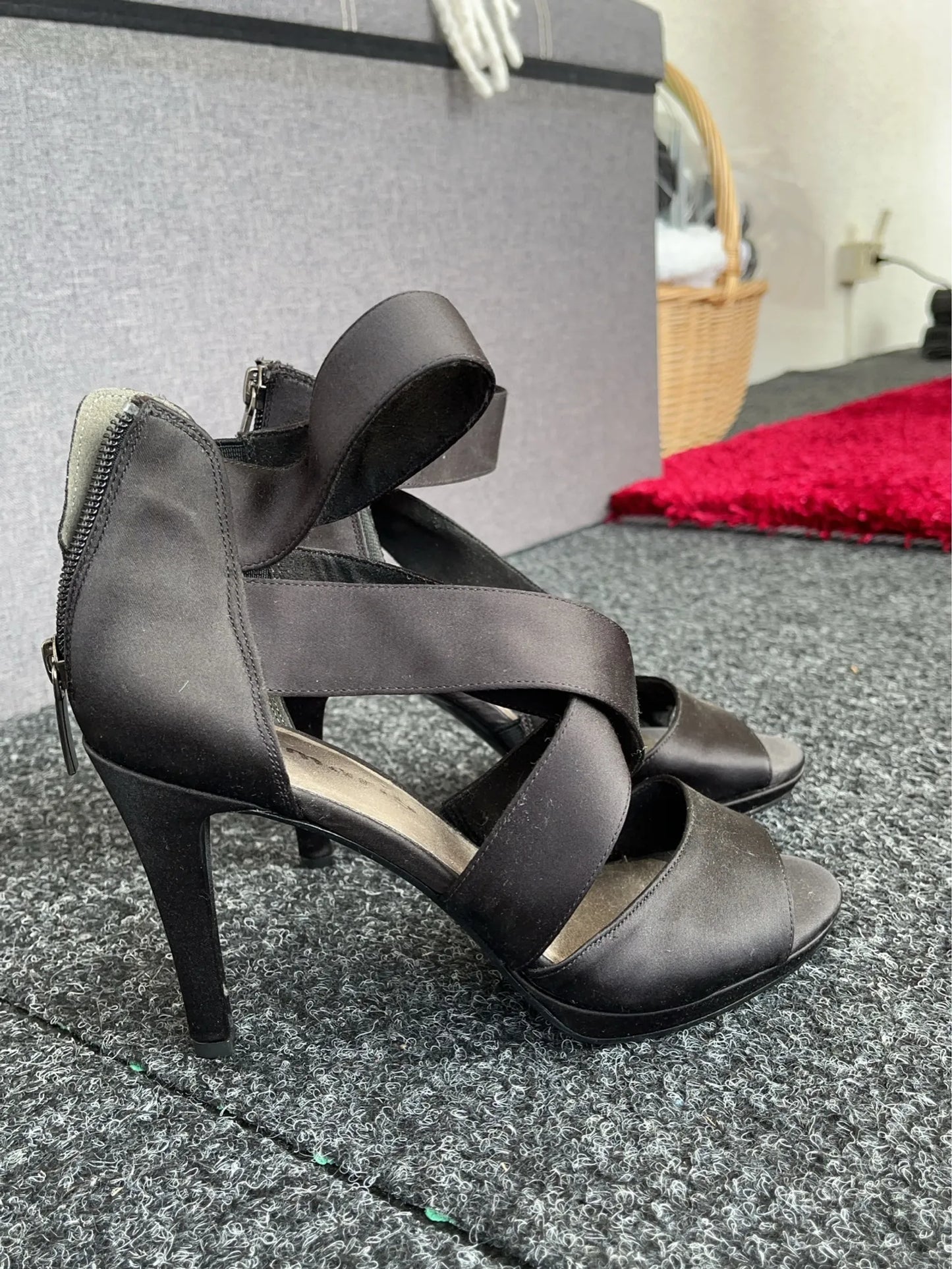Tamaris-klackar NWOT