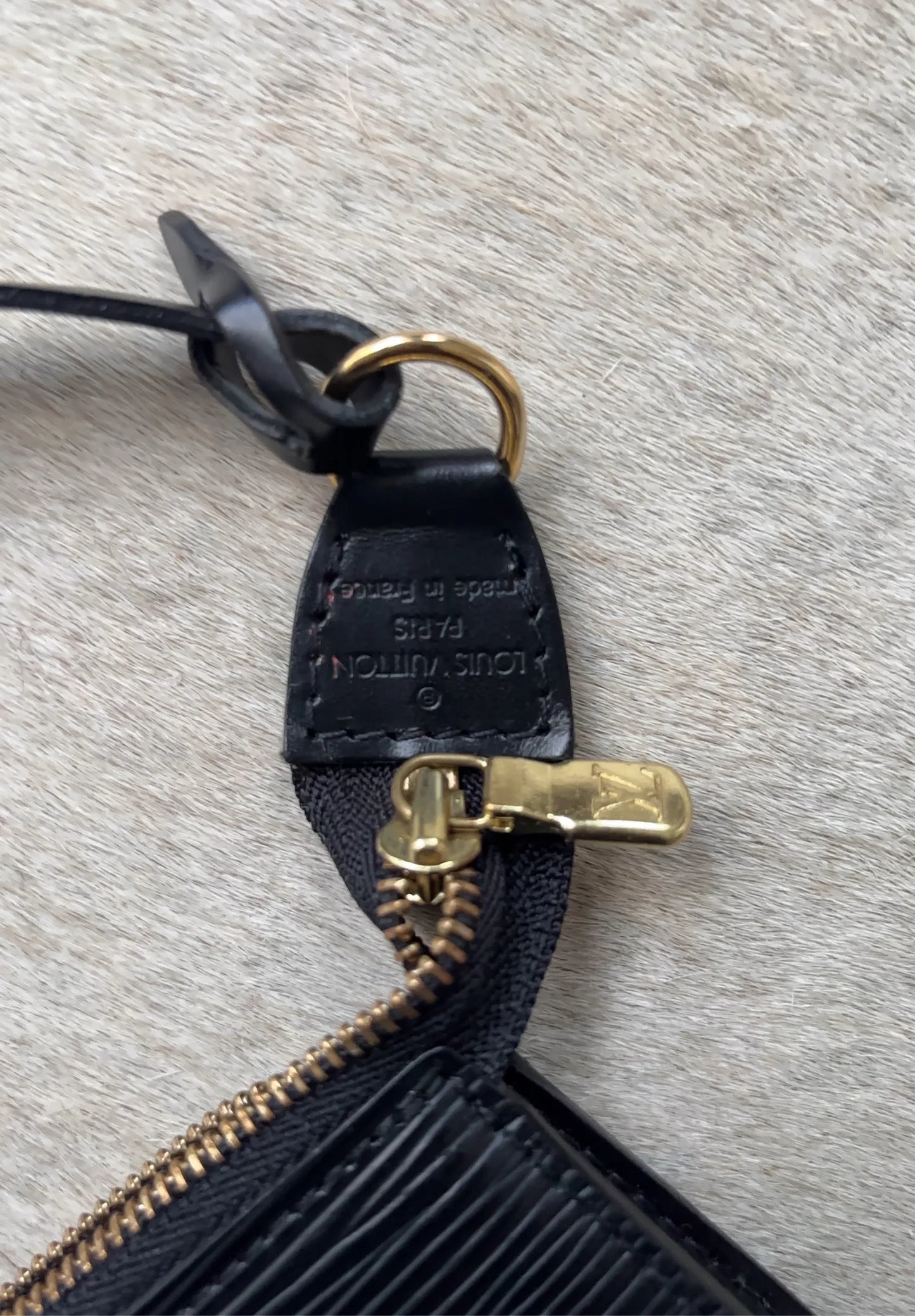 Louis Vuitton Lv Epi Poshette Shoulder bag