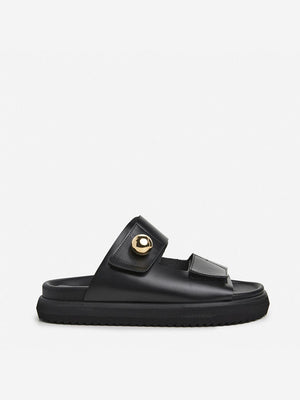Flattered Red Leather Black-skinnsandaler