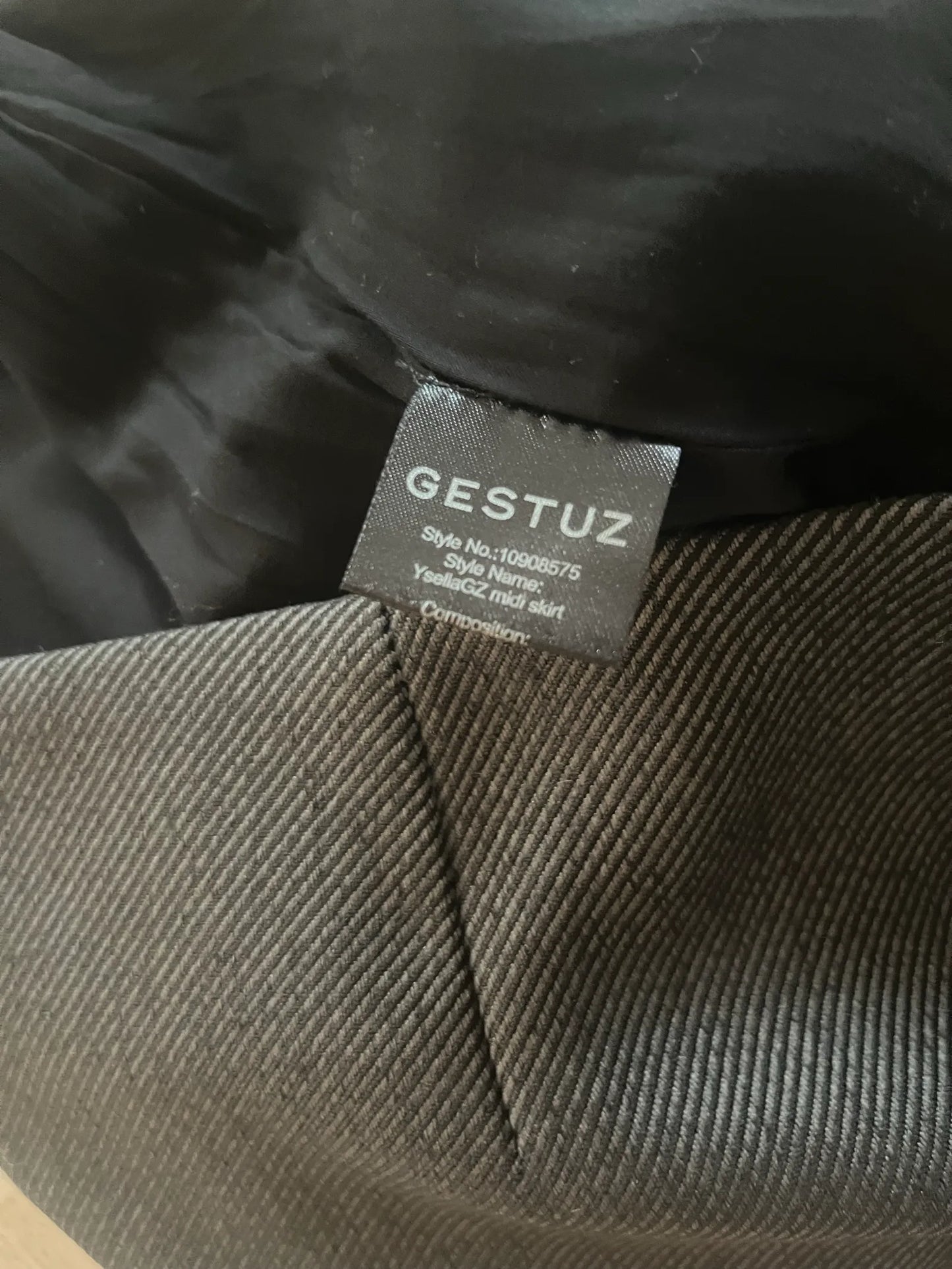 Gestuz Ysella Midi Skirt