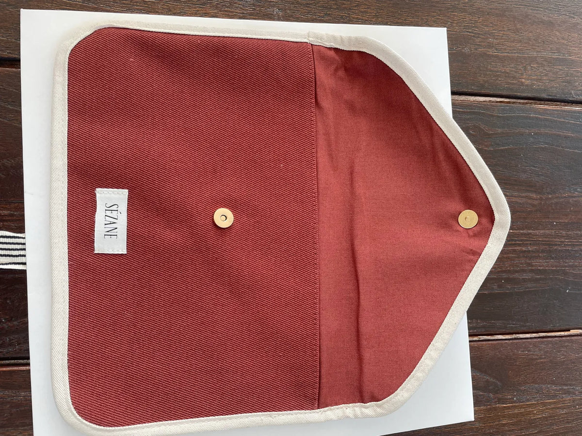 Sézane Pouch Handbag