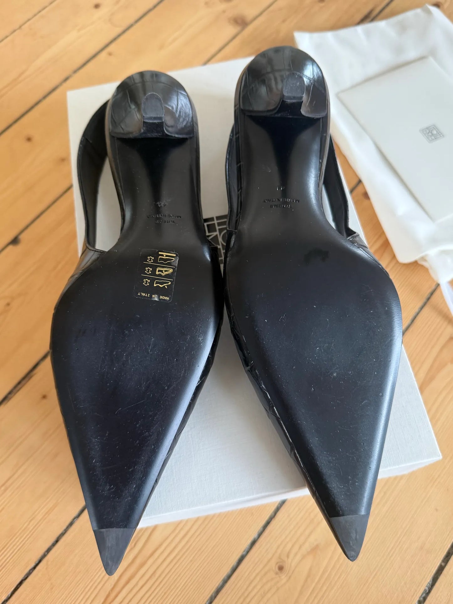 Toteme Classic Coco-embossed Slingbacks-skinnklackar NWT
