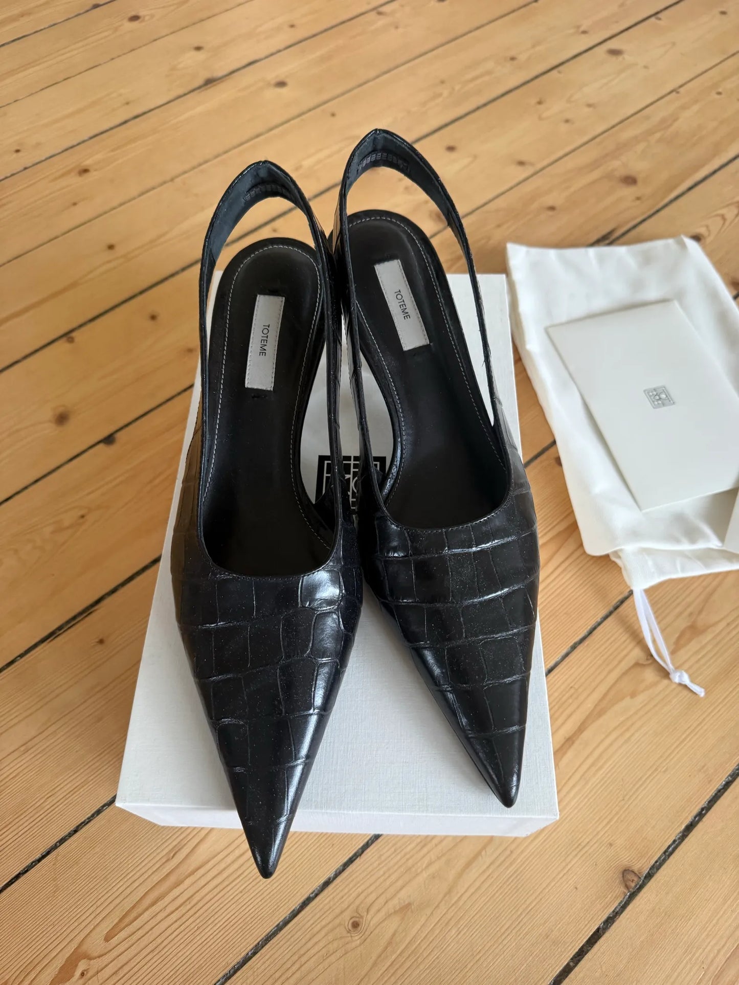 Toteme Classic Coco-embossed Slingbacks-skinnklackar NWT