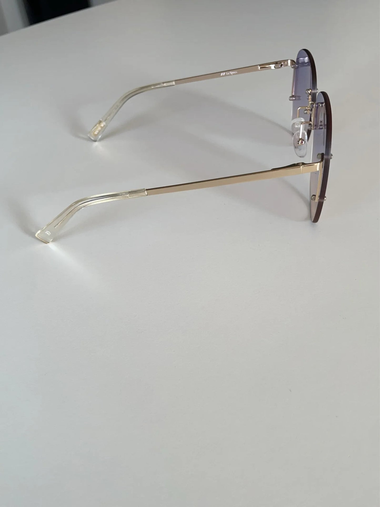 Le Specs Skyline///1902096-solglasögon NWOT